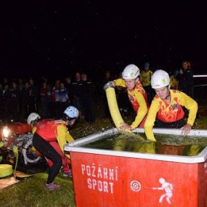 Noční soutěž dětských hasičů za podpory SmVaK Ostrava