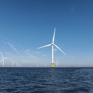 Největší větrná elektrárna na moři v plném provozu